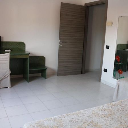 Hotel Mater Mediterranea Senorbi Екстер'єр фото
