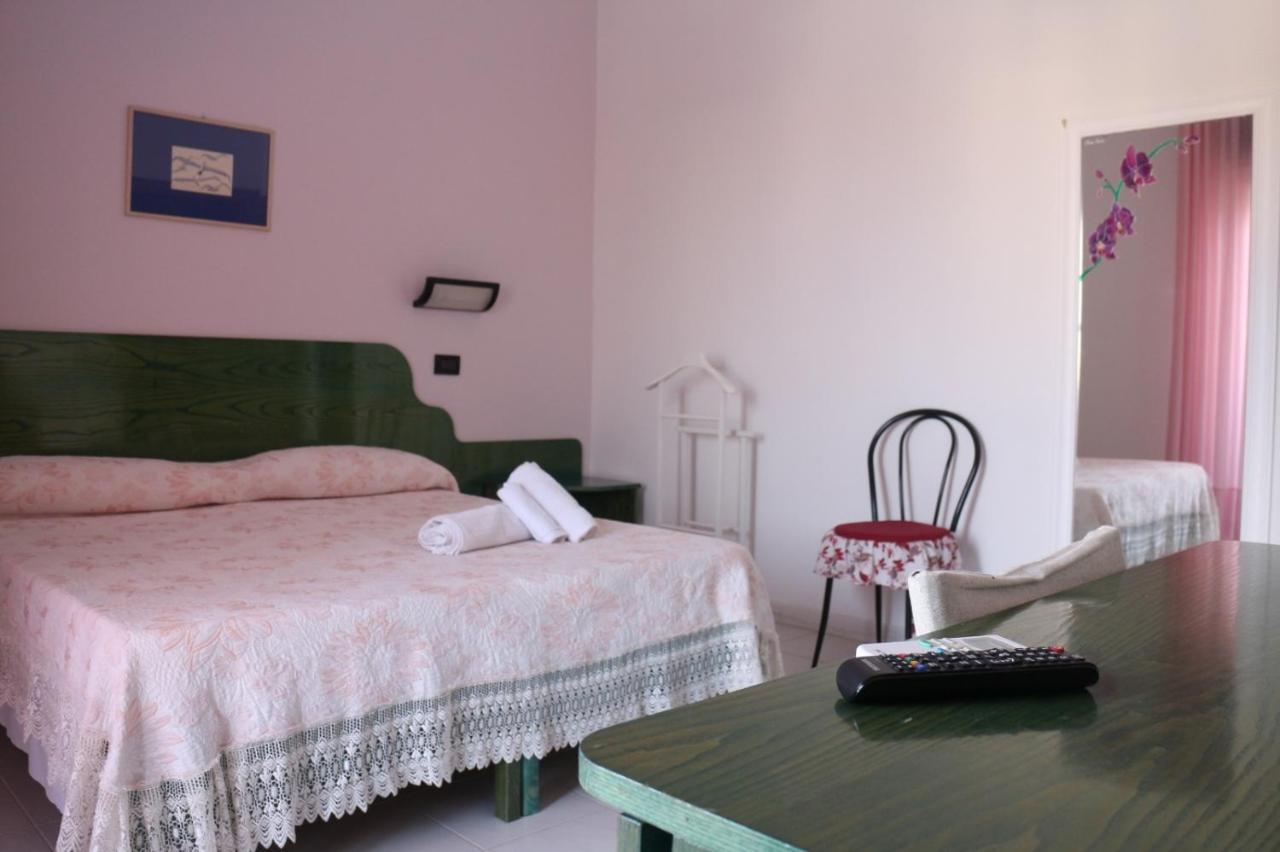 Hotel Mater Mediterranea Senorbi Екстер'єр фото