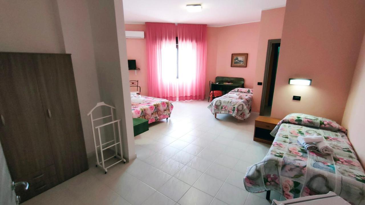 Hotel Mater Mediterranea Senorbi Екстер'єр фото