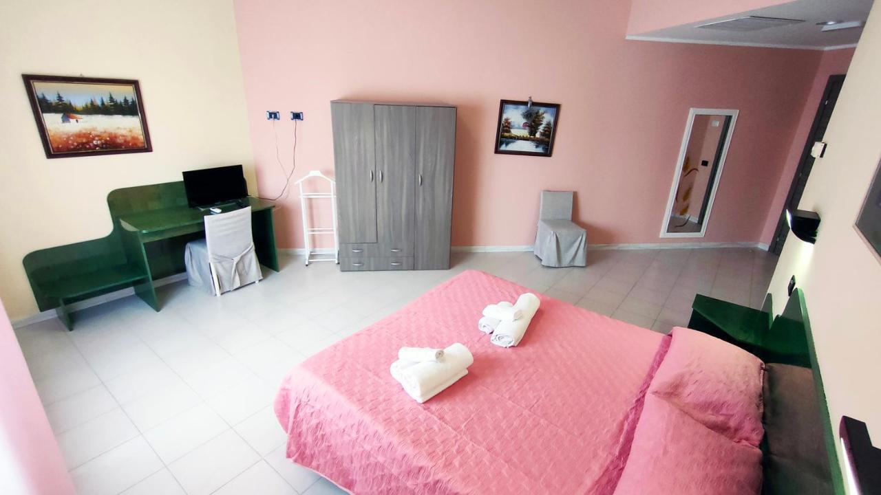 Hotel Mater Mediterranea Senorbi Екстер'єр фото