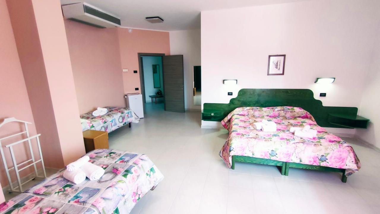 Hotel Mater Mediterranea Senorbi Екстер'єр фото